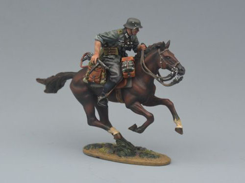 Private (armed with a submachine gun)